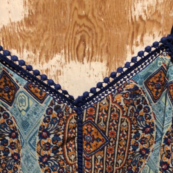 Collective Concepts Tank - Picture 2 of 6